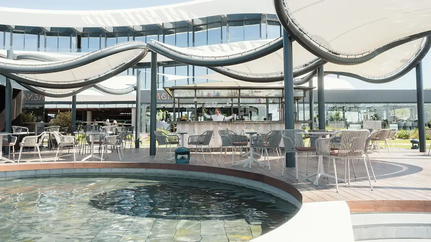 Con vistas a un gran lago: la elegante terraza que se estrena en Madrid no está en la Casa de Campo