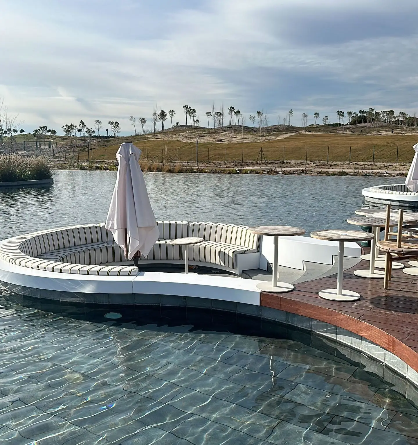 comer en madrid terraza- LaFinca Grand Café